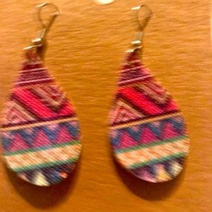 Small Tear Drop Leather Earrings